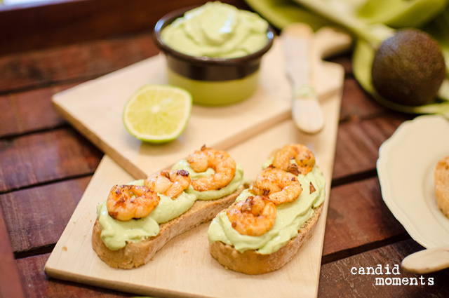 Avocado-Aufstrich mit Shrimps